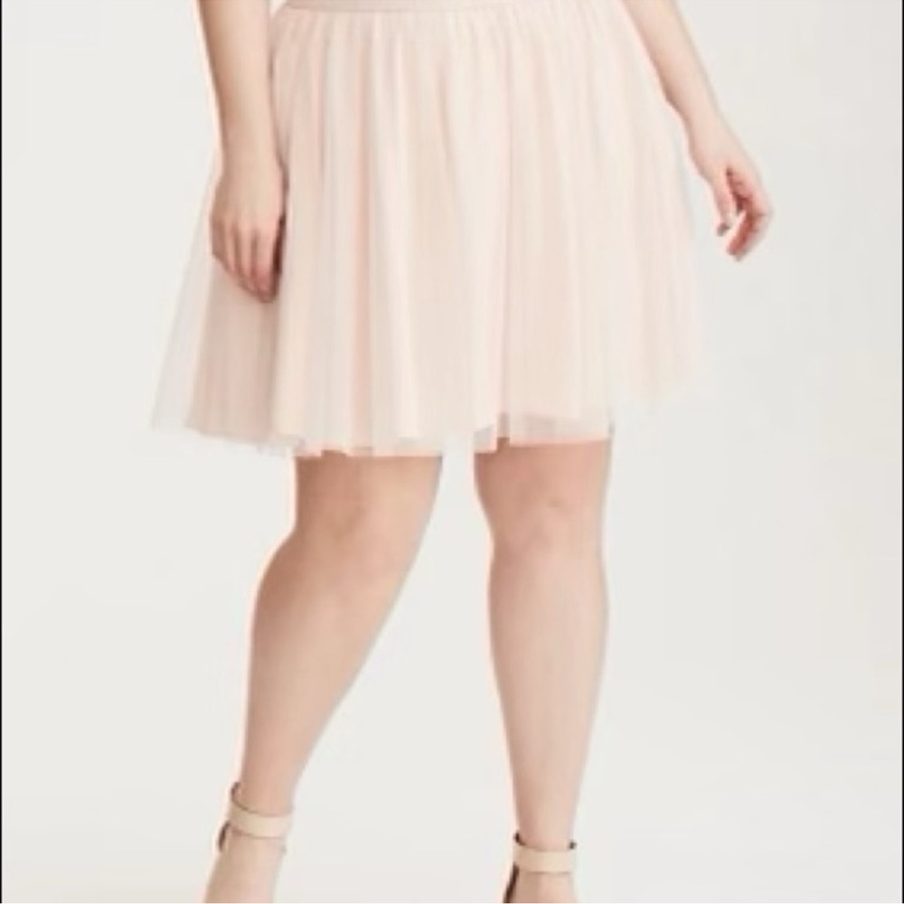 NWT Torrid Blush Pink Tulle Full Mini Skirt Balletcore Feminine Girly 0